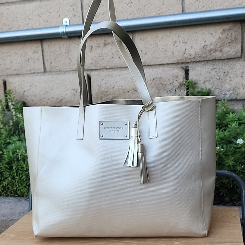 Michael Kors Champagne Metalic Gold Shopping Tote